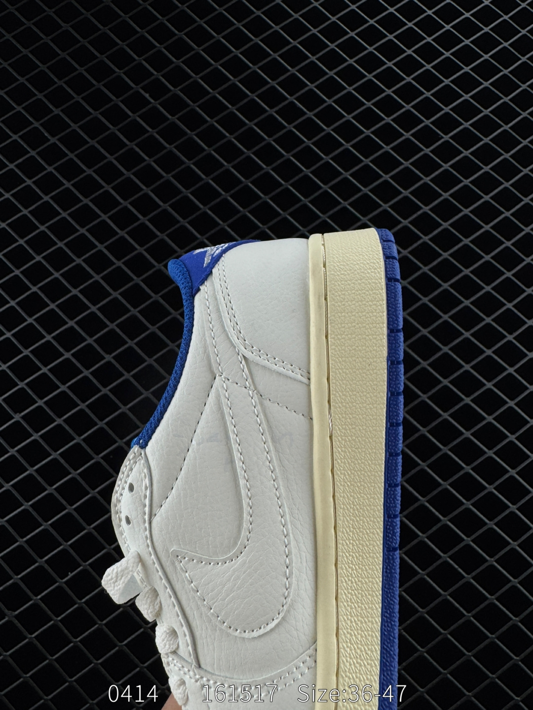 Travis Scott x Air Jordan 1 ” Reverse Mocha “